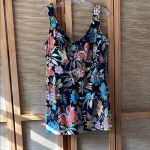 Maxine of Hollywood Floral Tankini Top - Plus Size 22W
